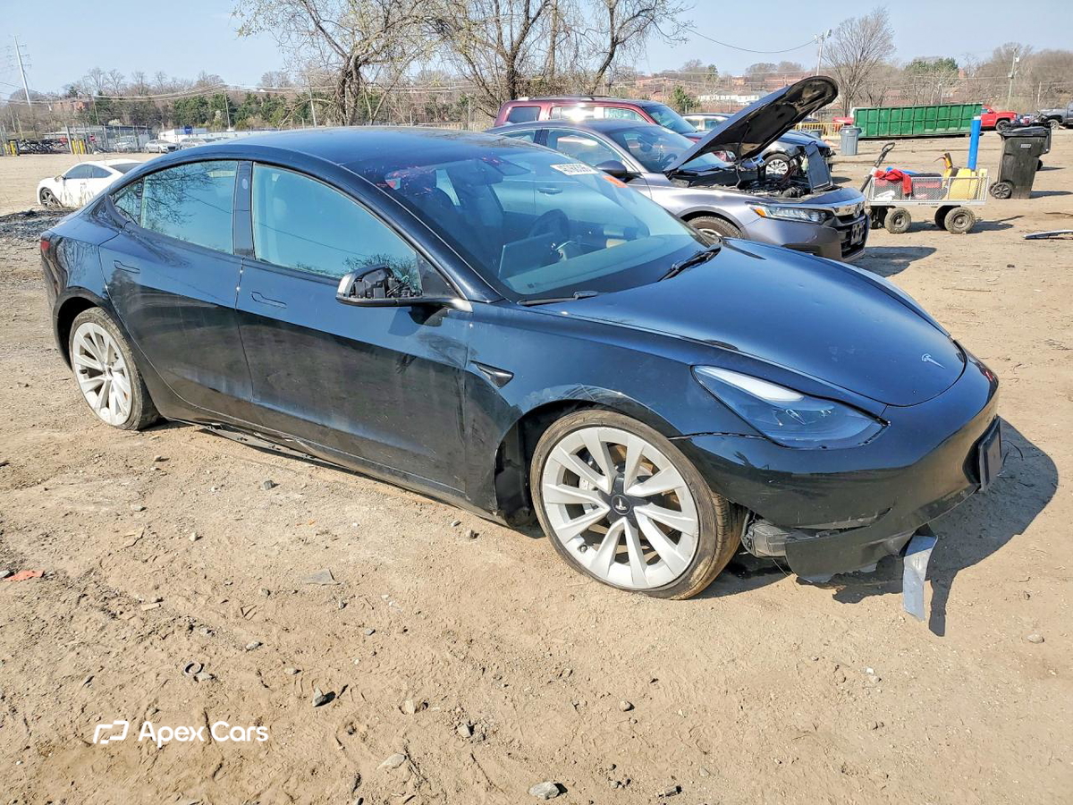 Tesla Model 3 2023