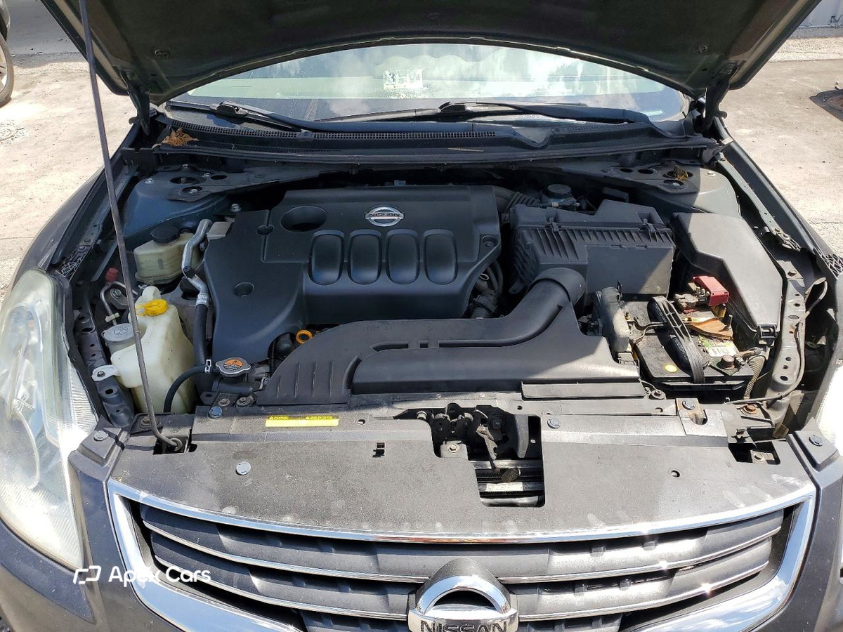 Nissan Altima 2011