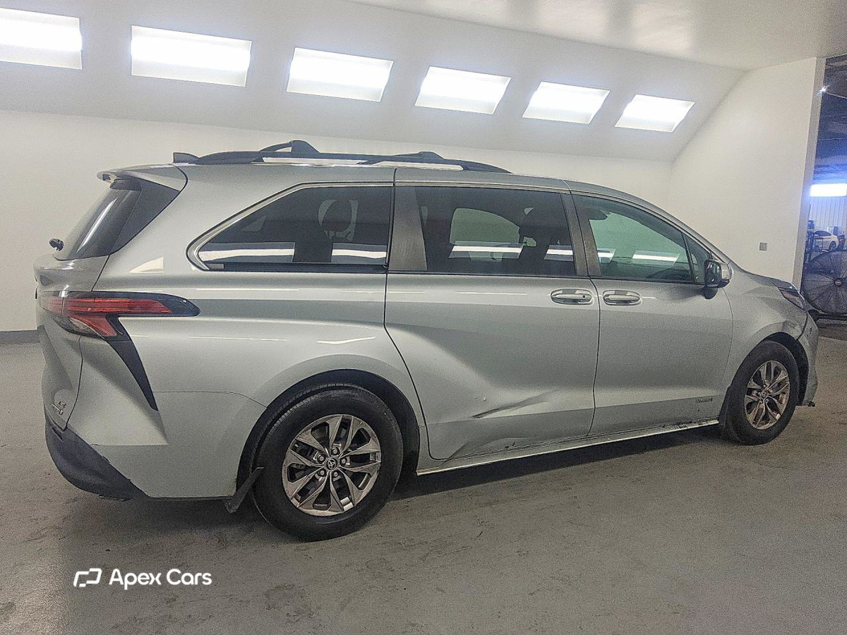 Toyota Sienna 2021