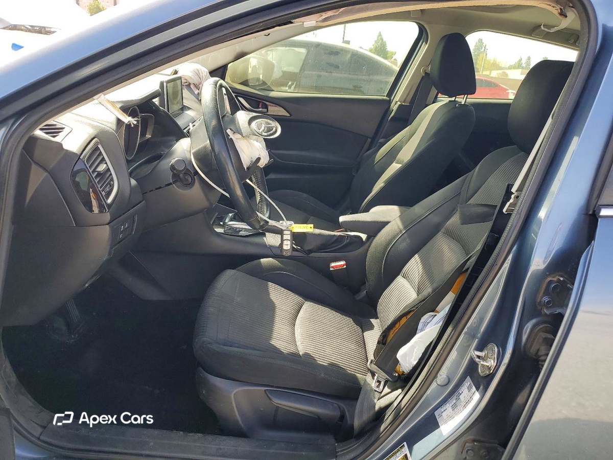 Mazda 3 2015