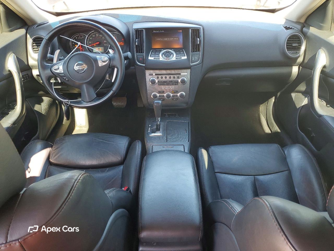 Nissan Maxima 2010