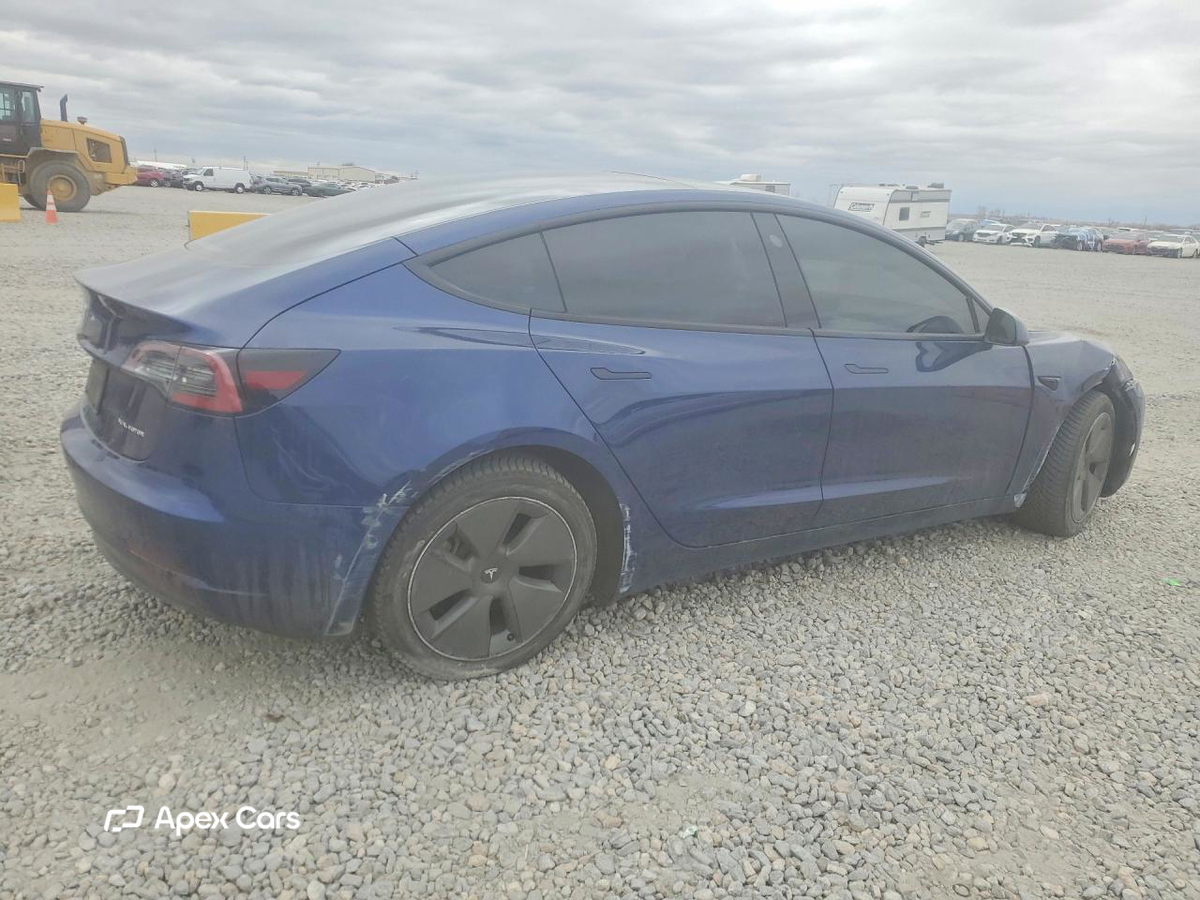 Tesla Model 3 2022