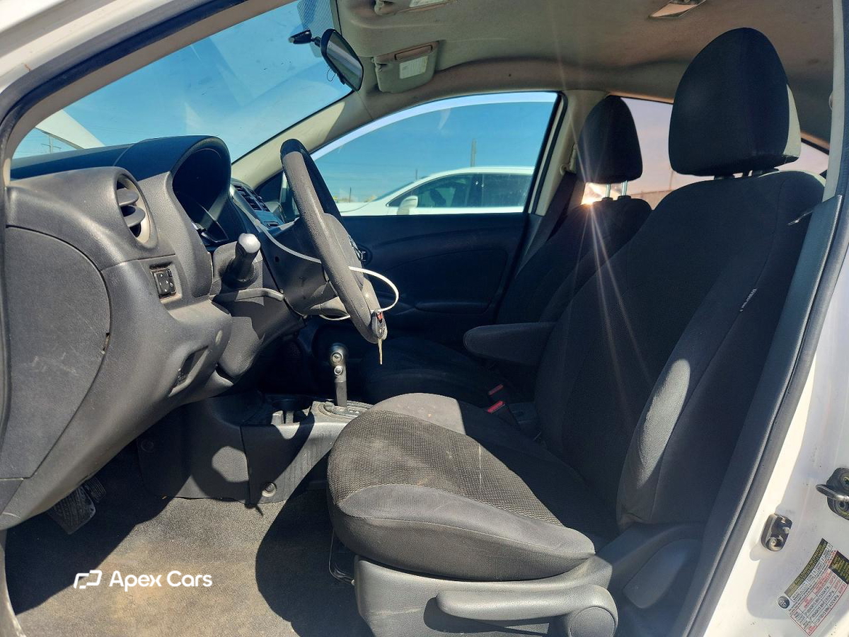 Nissan Versa 2013