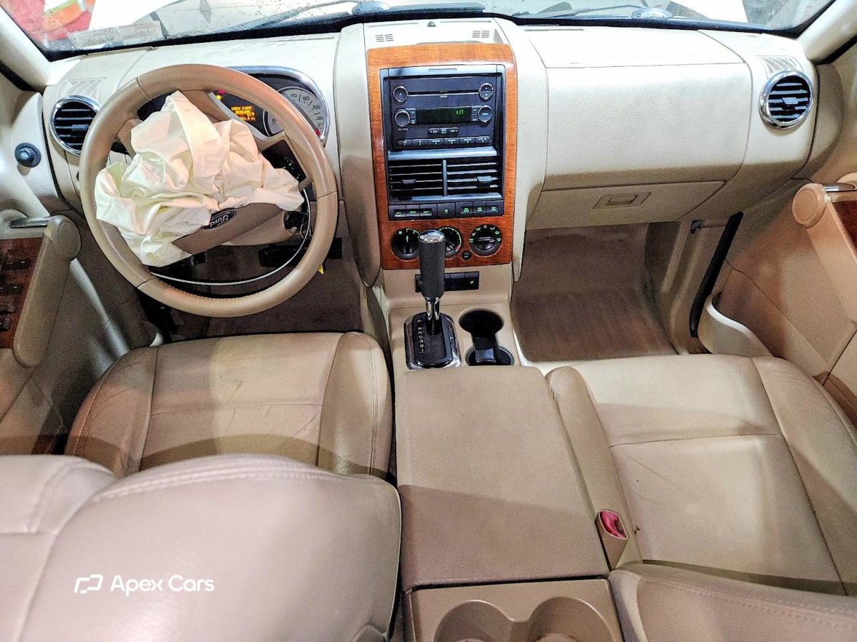 Ford Explorer 2010