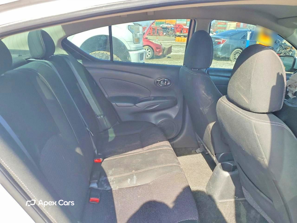 Nissan Versa 2018
