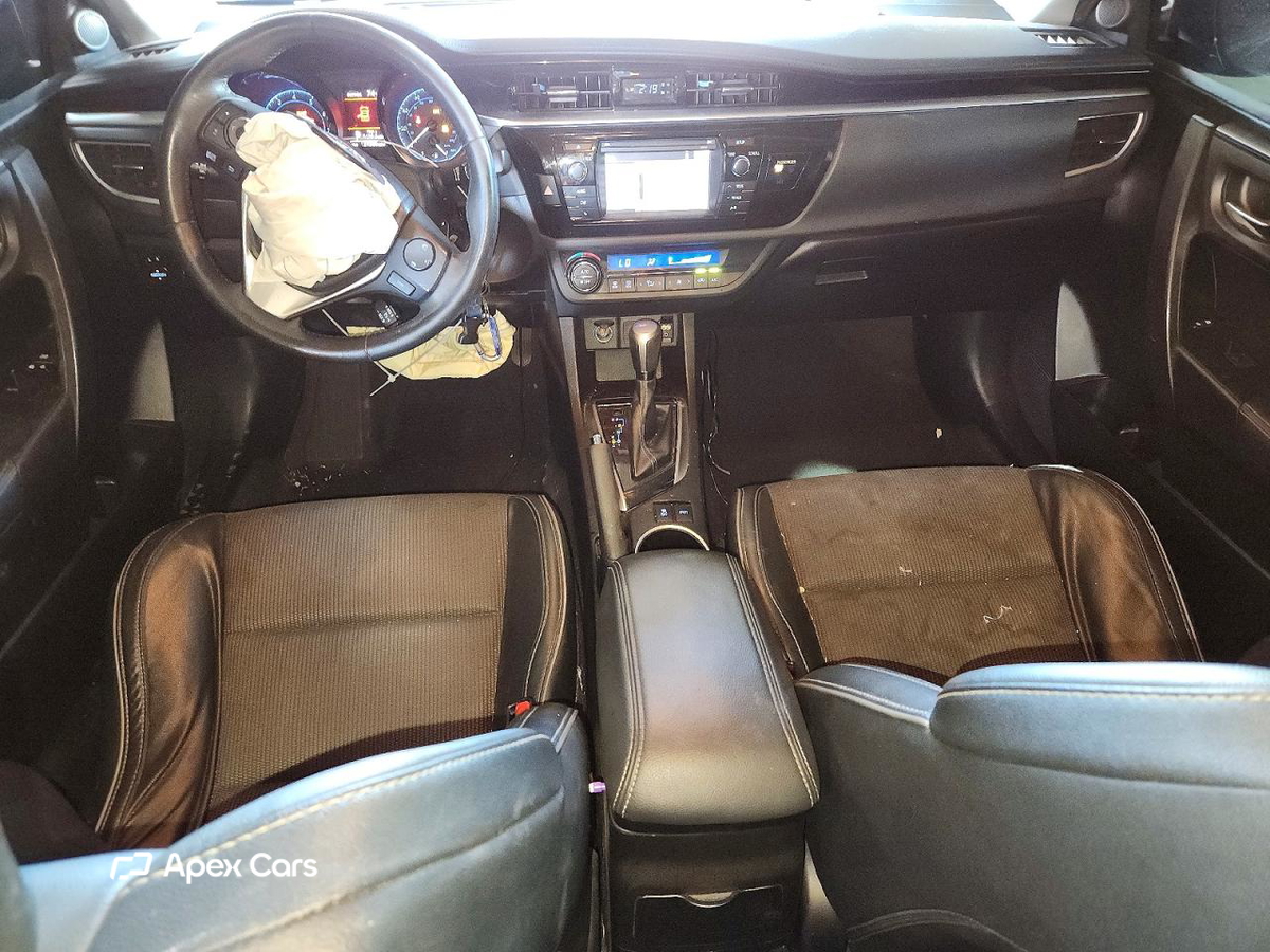 Toyota Corolla 2015