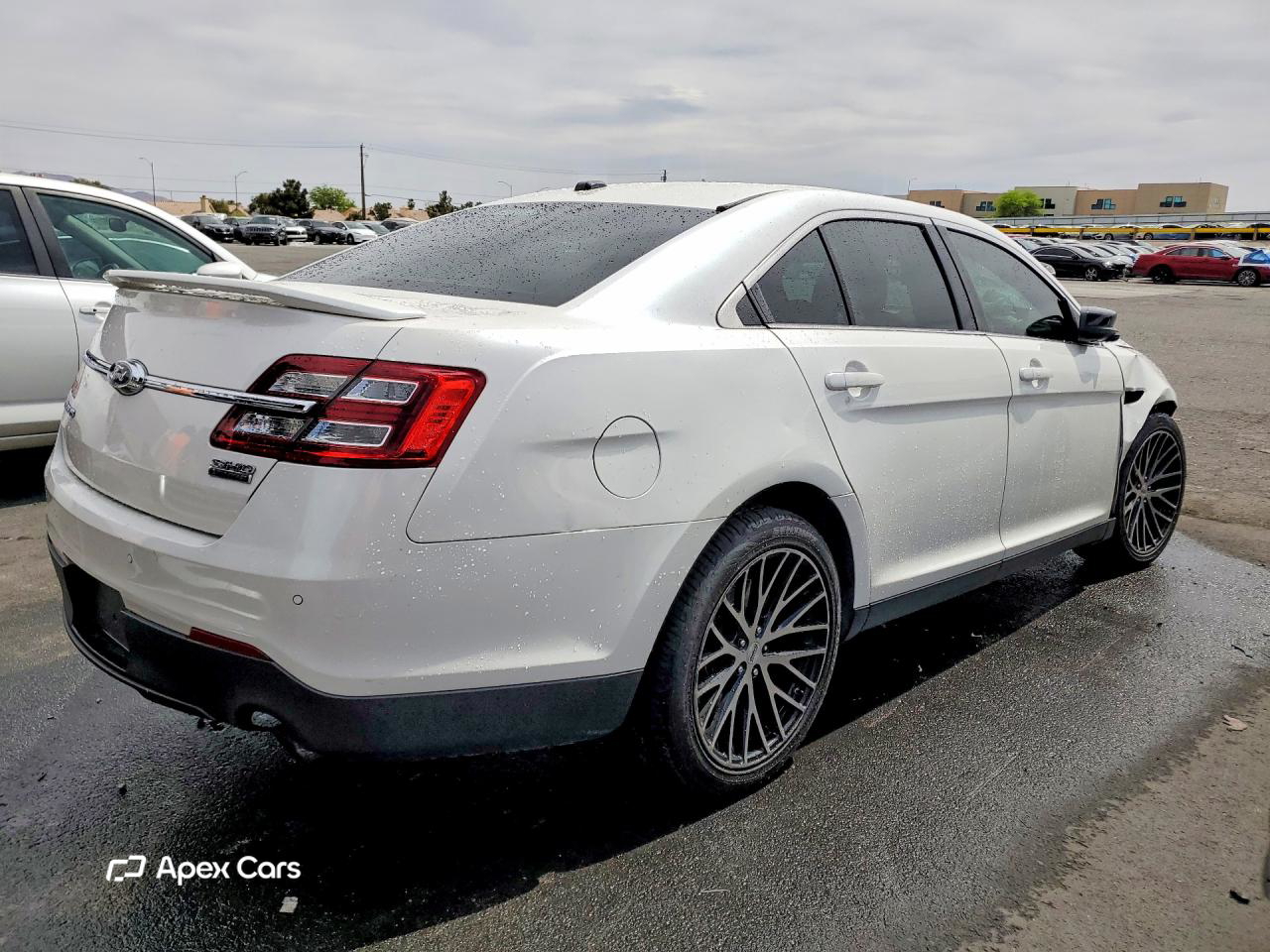 Ford Taurus 2015