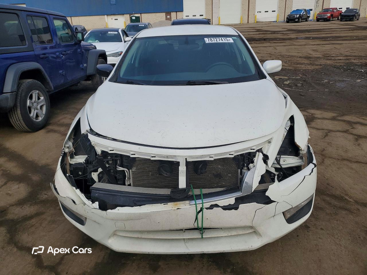 Nissan Altima 2015
