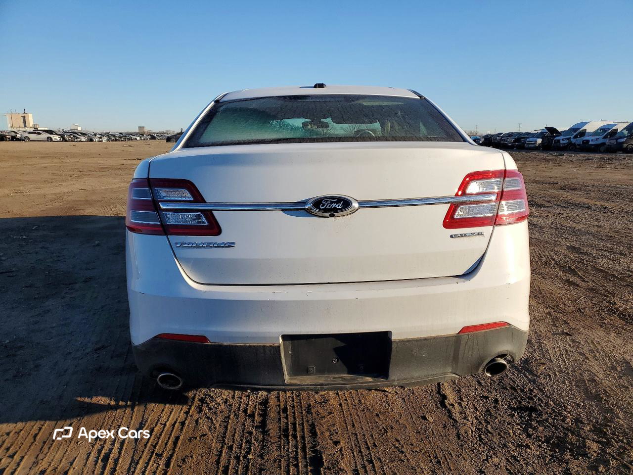 Ford Taurus 2015