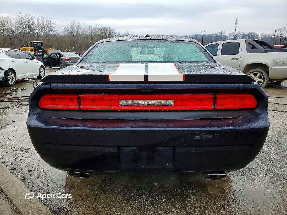 Dodge Challenger 2011