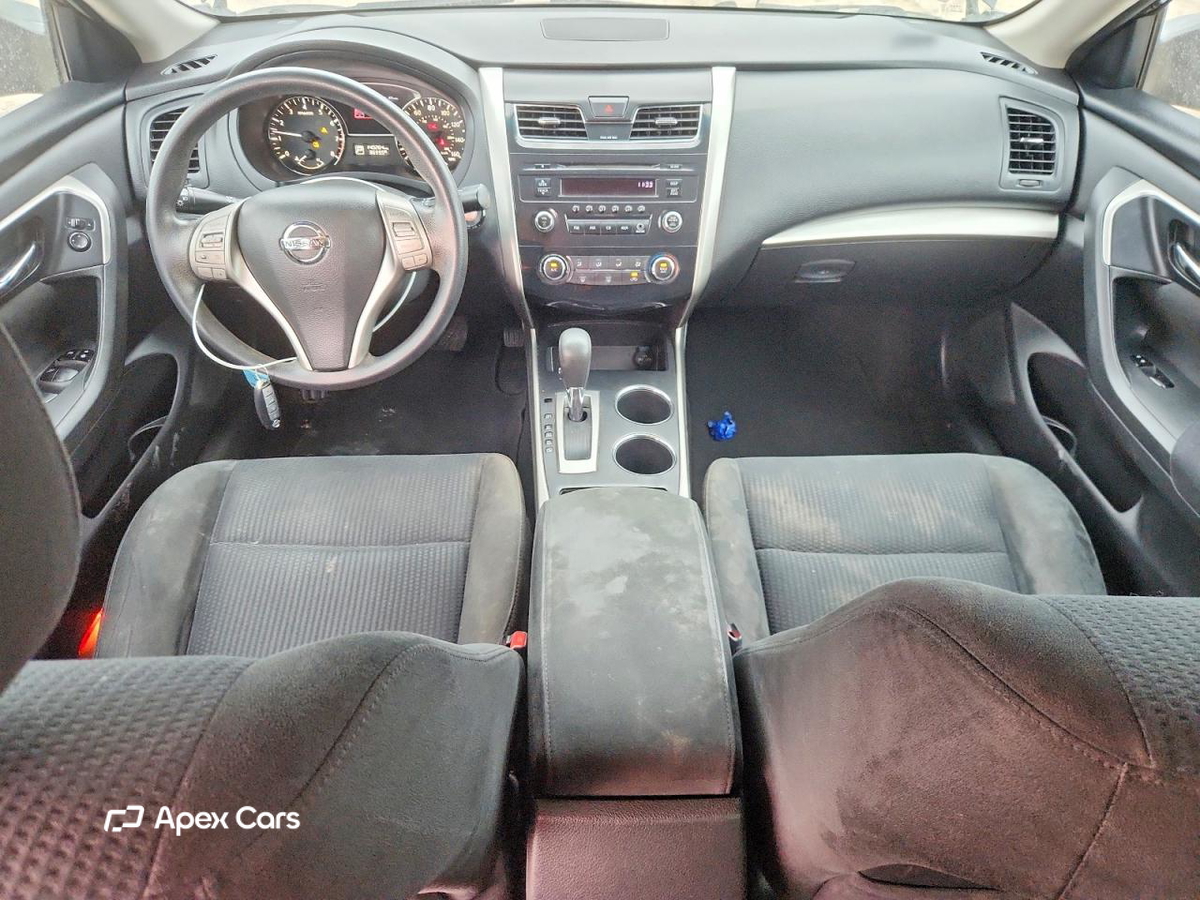 Nissan Altima 2015