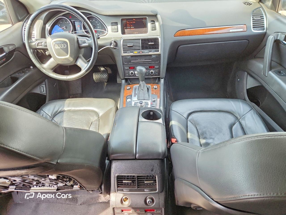 Audi Q7 2011