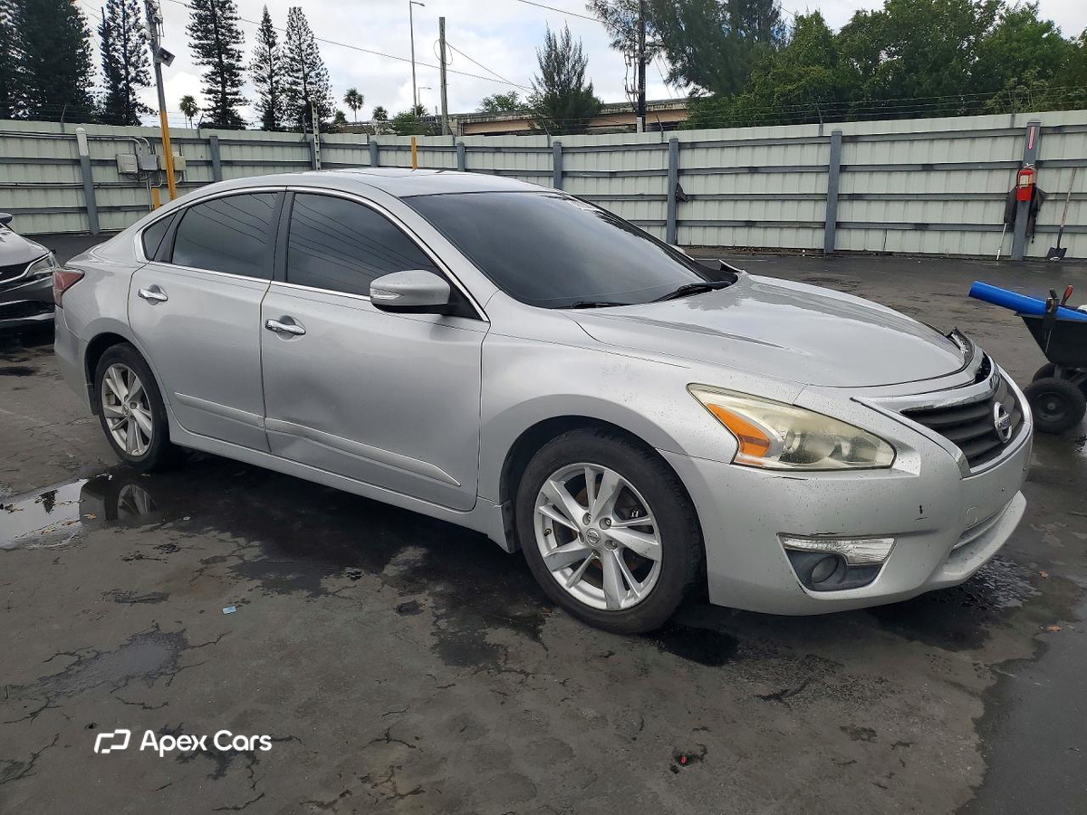 Nissan Altima 2015