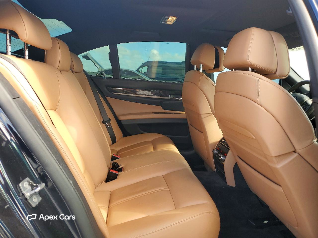 BMW Series 7 2010