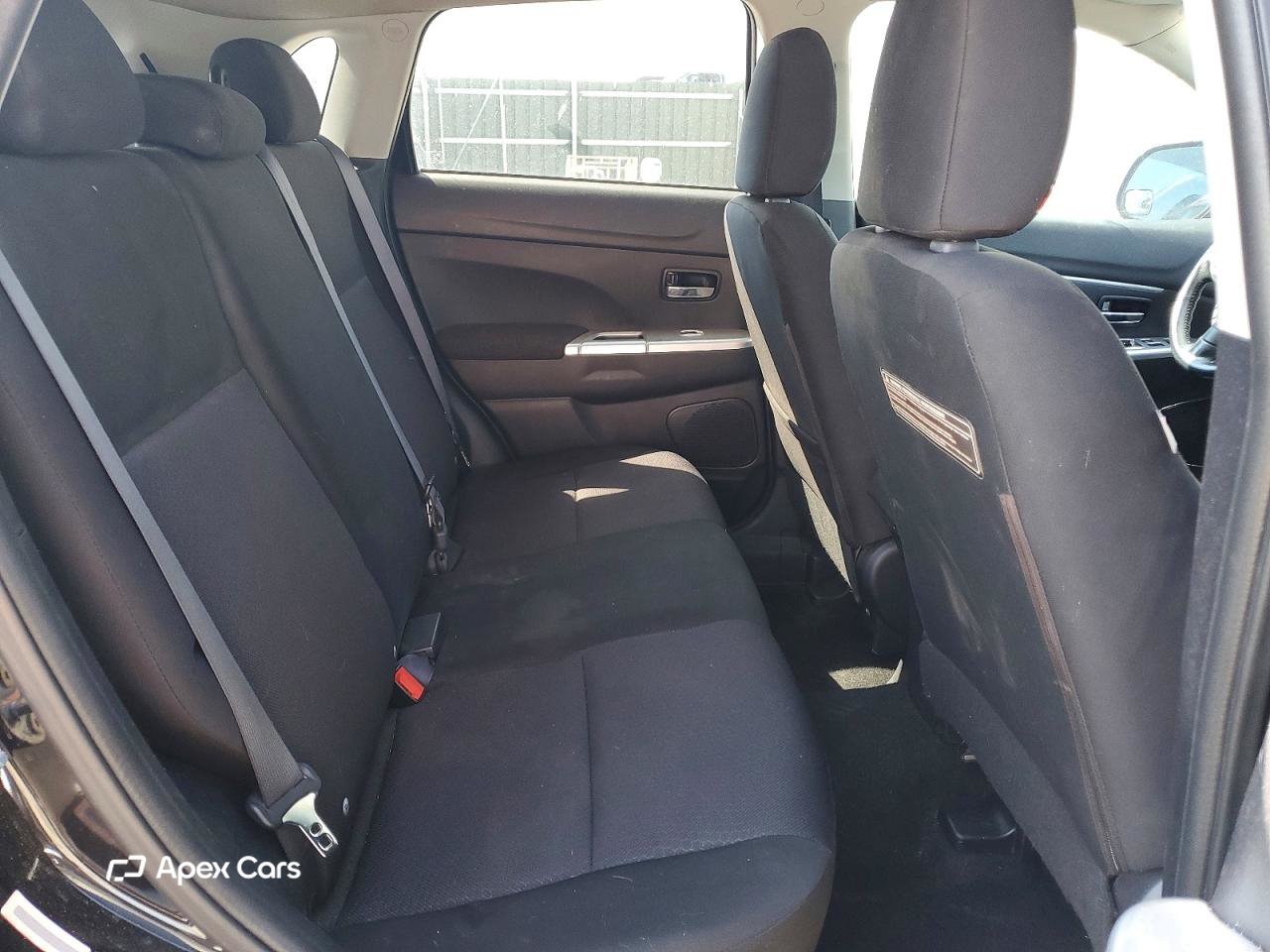 Mitsubishi Outlander 2011