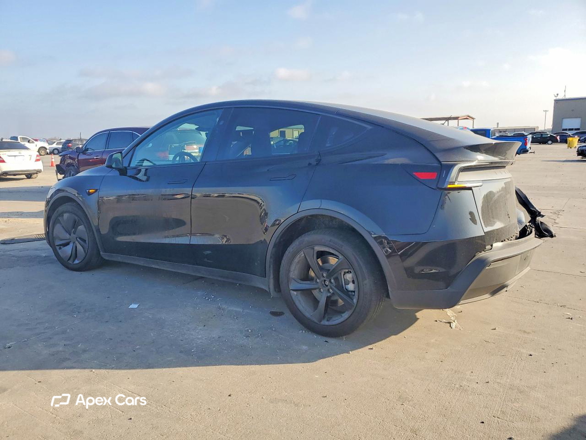 Tesla Model Y 2026