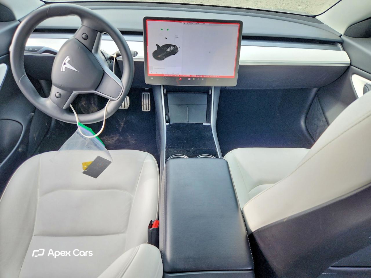 Tesla Model 3 2020