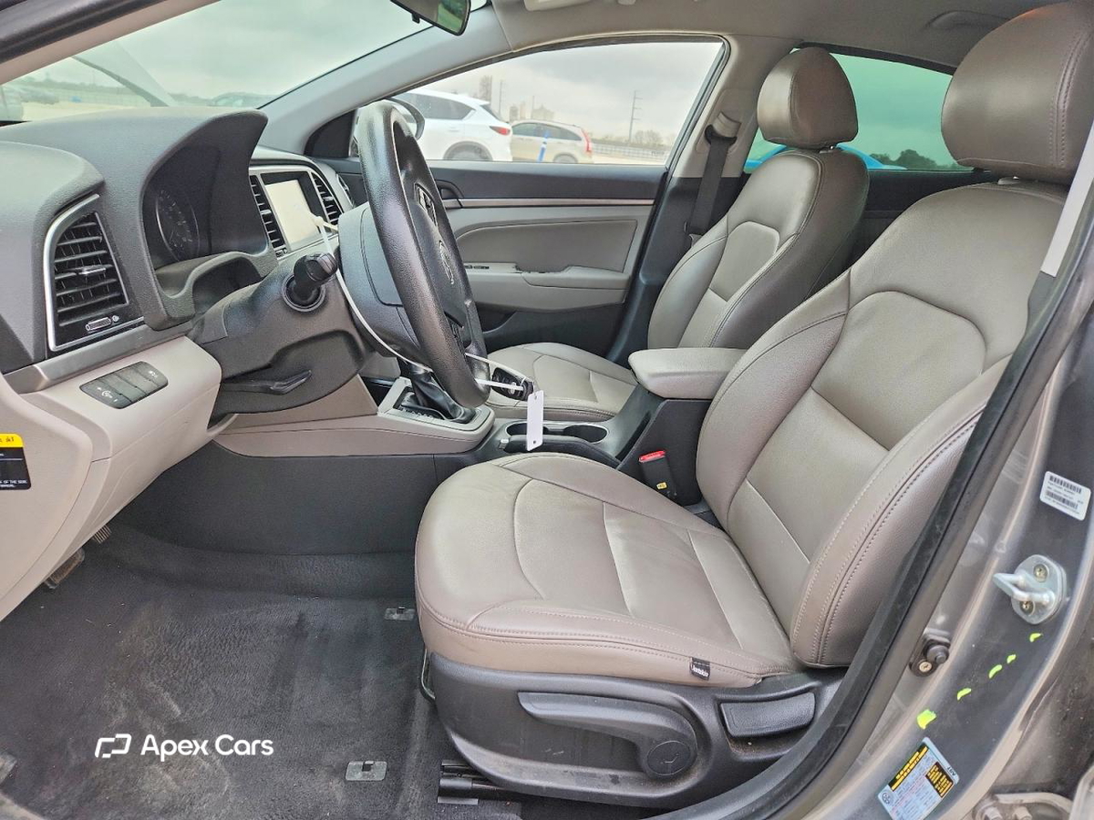 Hyundai Elantra 2017