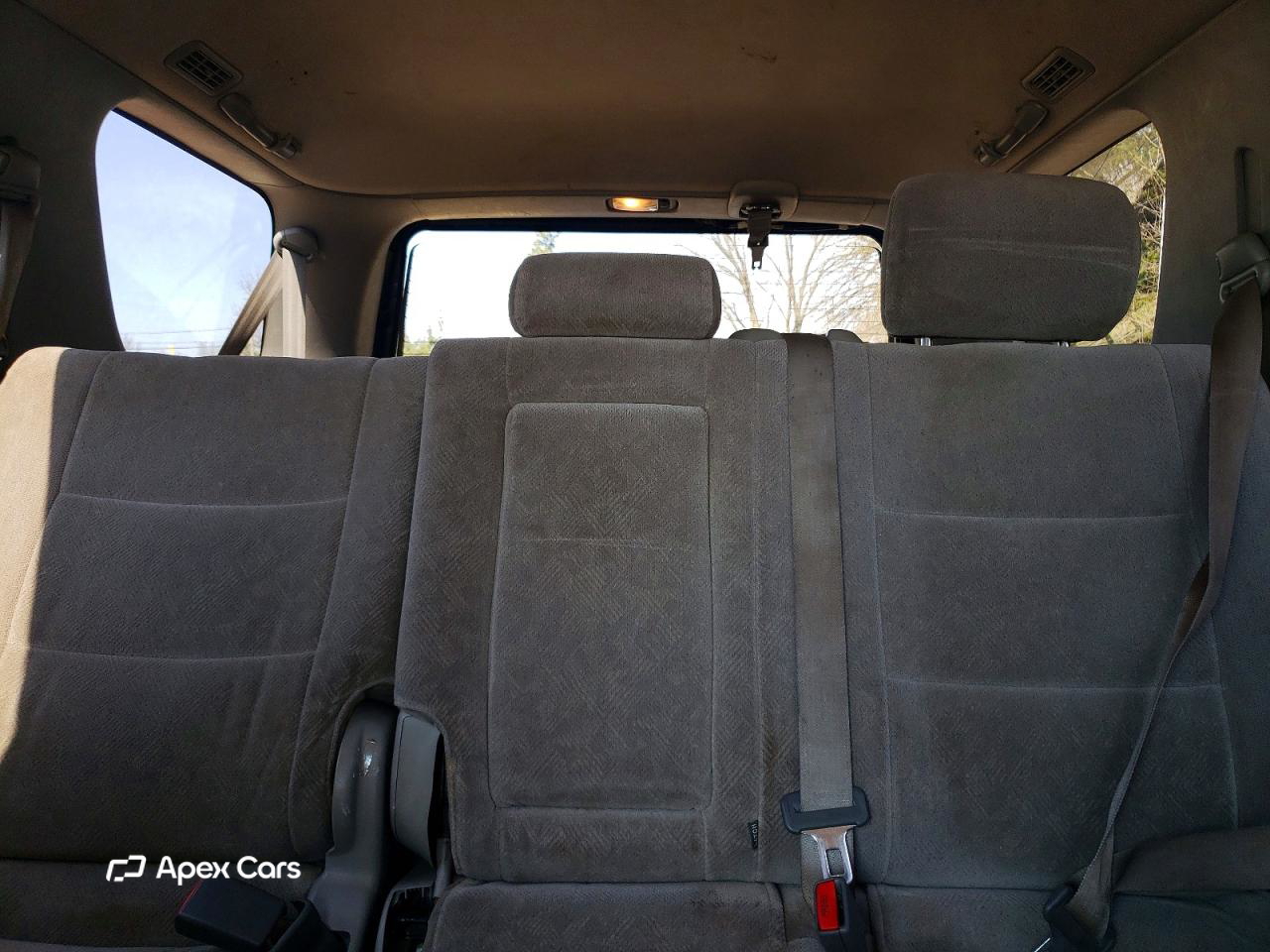 Toyota Sequoia 2004