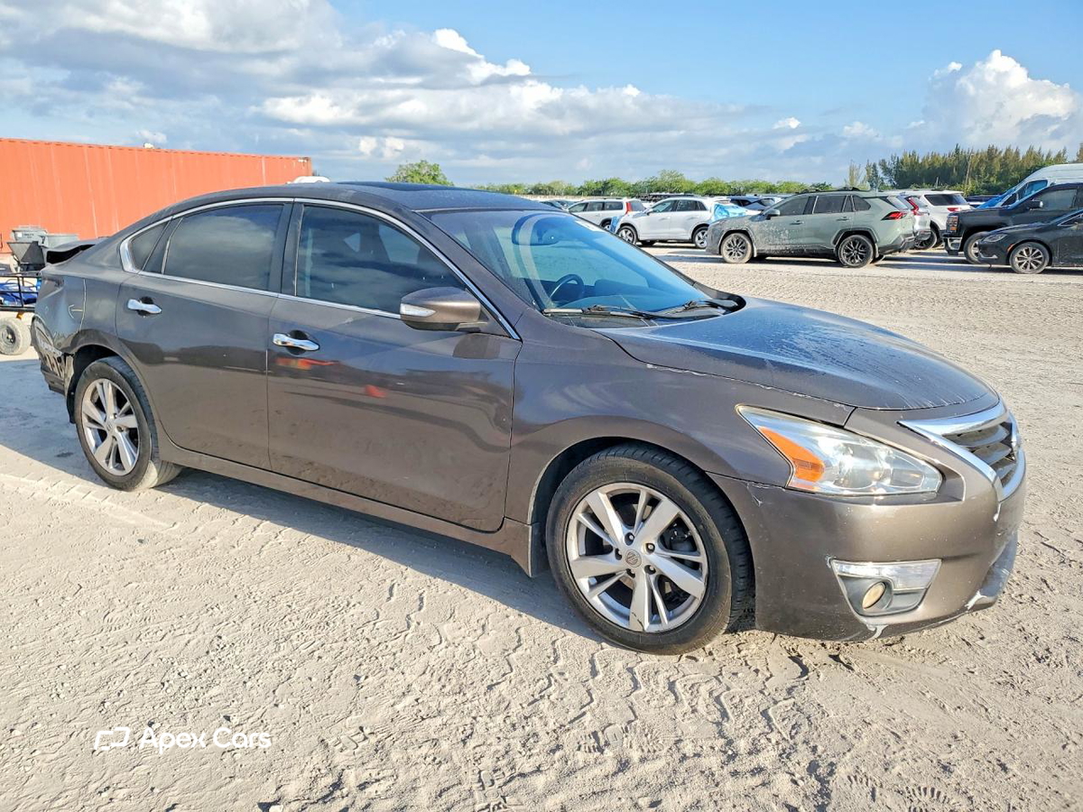 Nissan Altima 2014