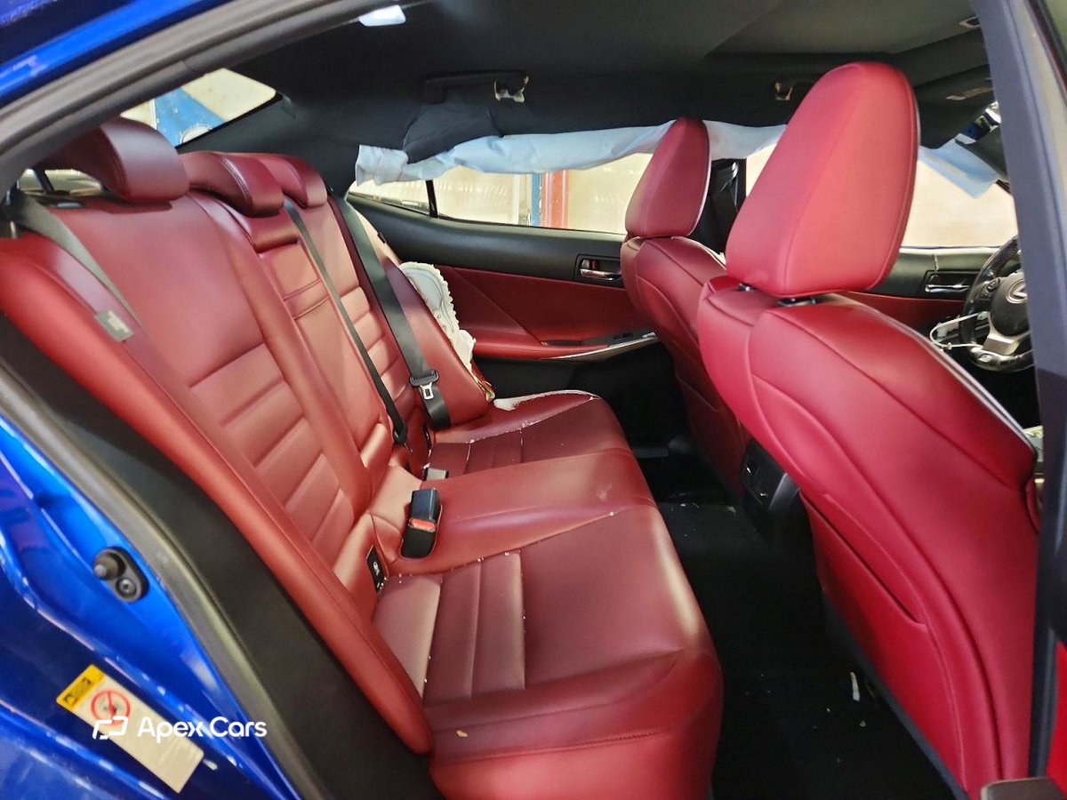 Lexus IS 2016