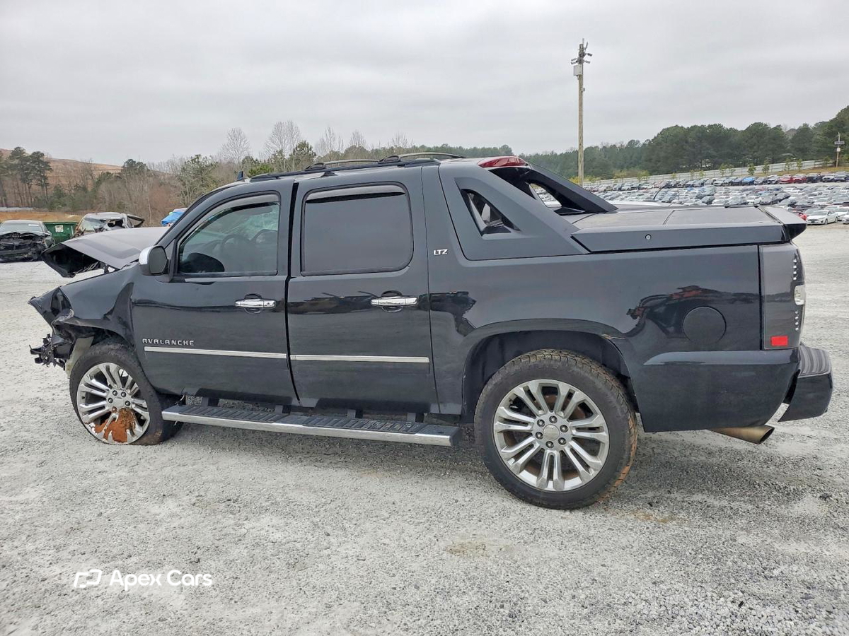 Chevrolet Avalanche 2012