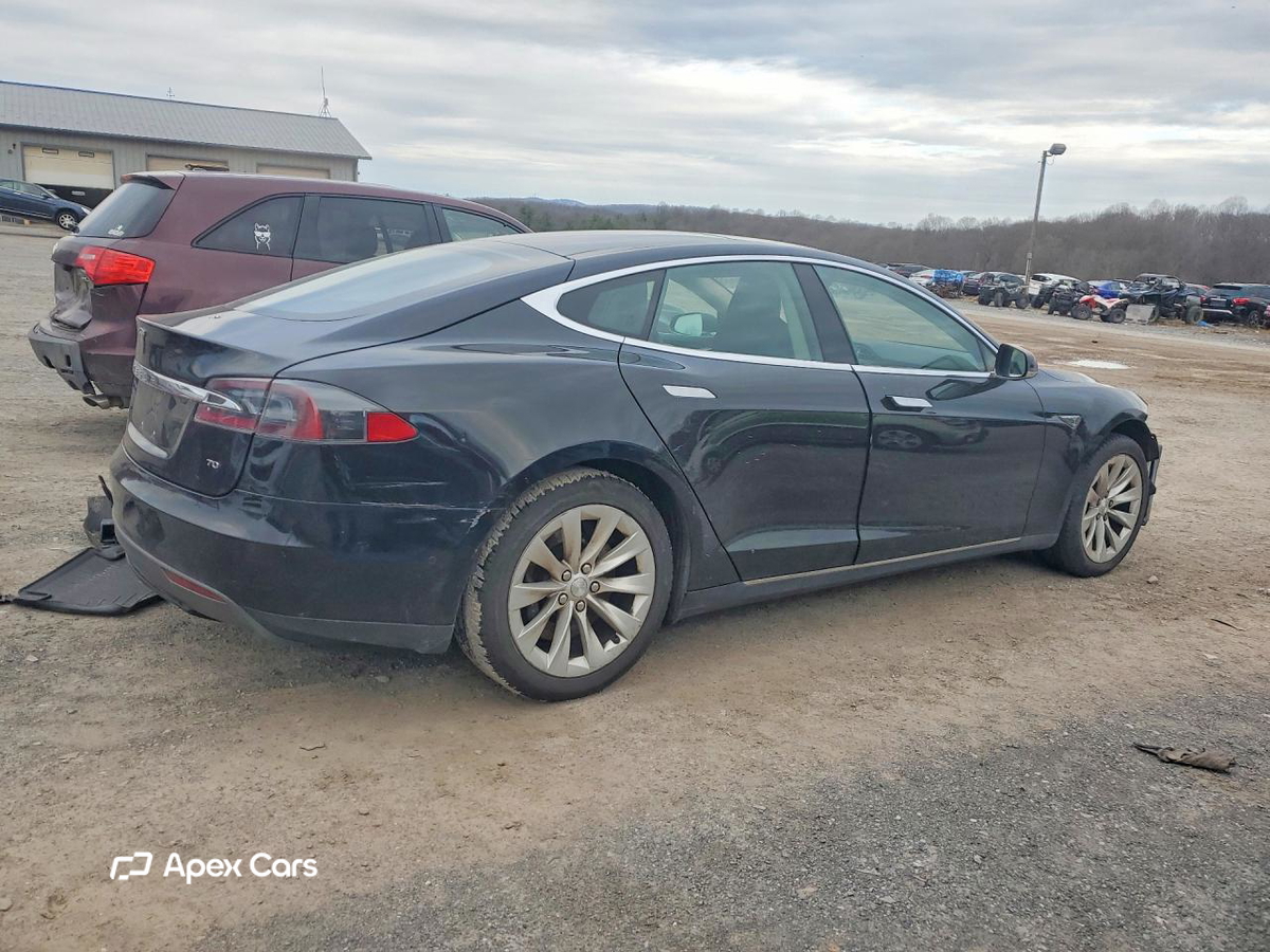 Tesla Model S 2016