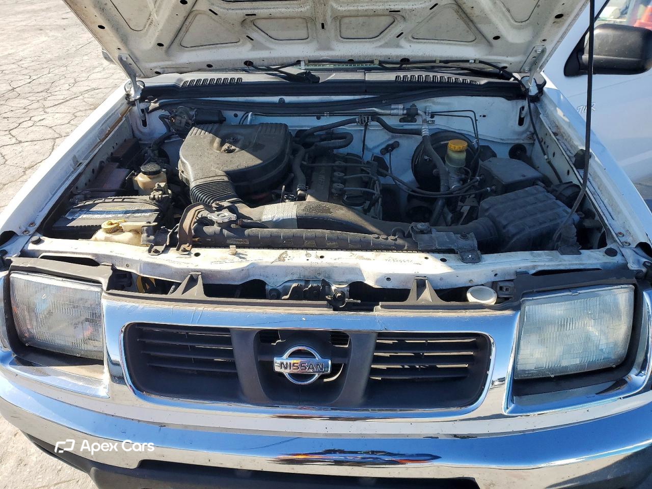 Navara (Frontier) 2000