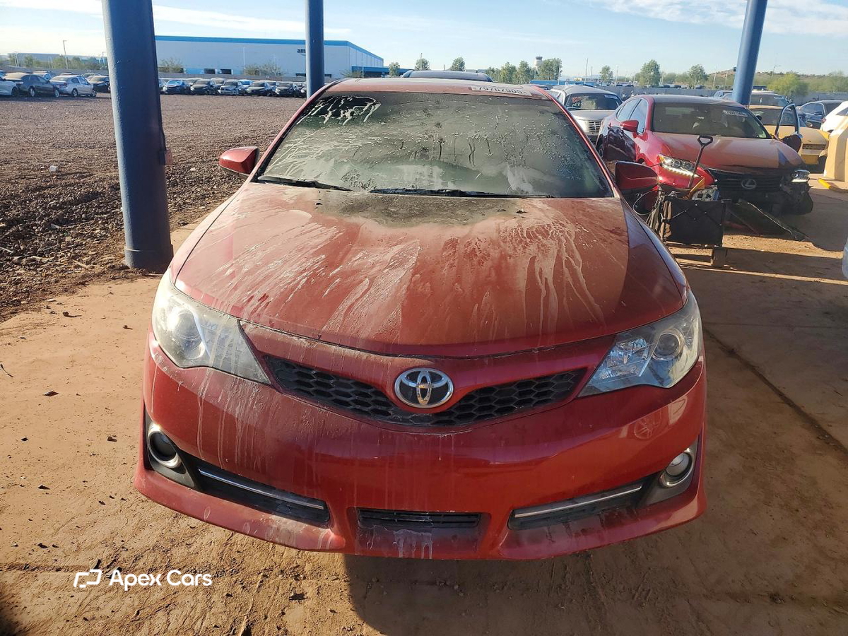 Toyota Camry 2012