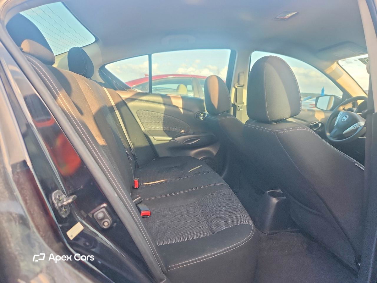 Nissan Versa 2018