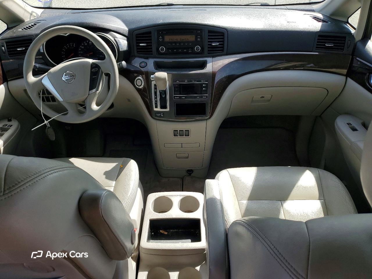 Nissan Quest 2015