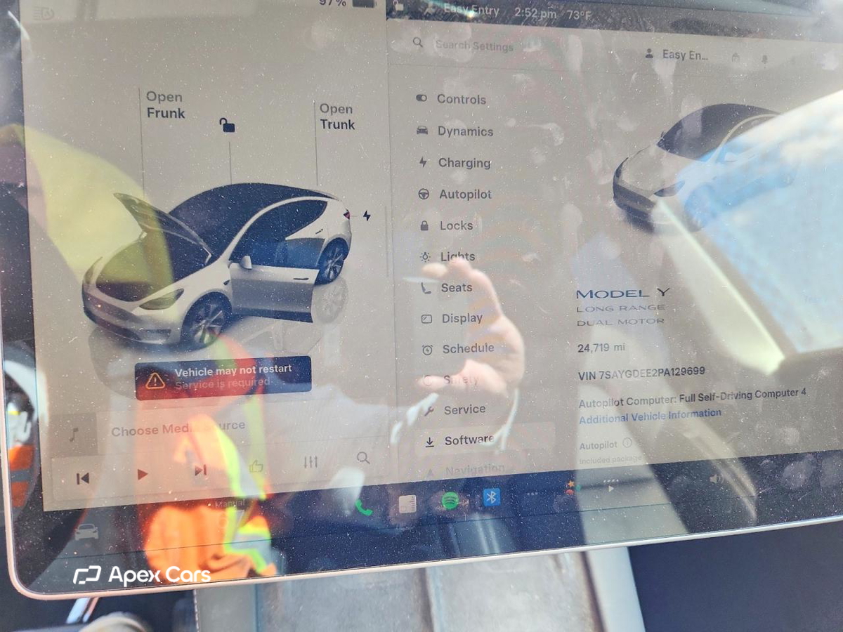 Tesla Model Y 2023