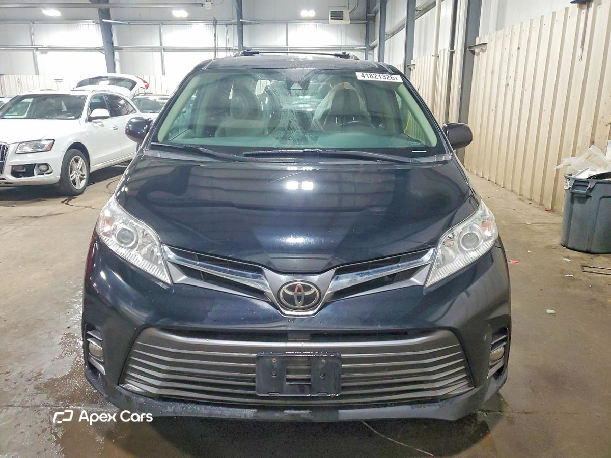 Toyota Sienna 2018