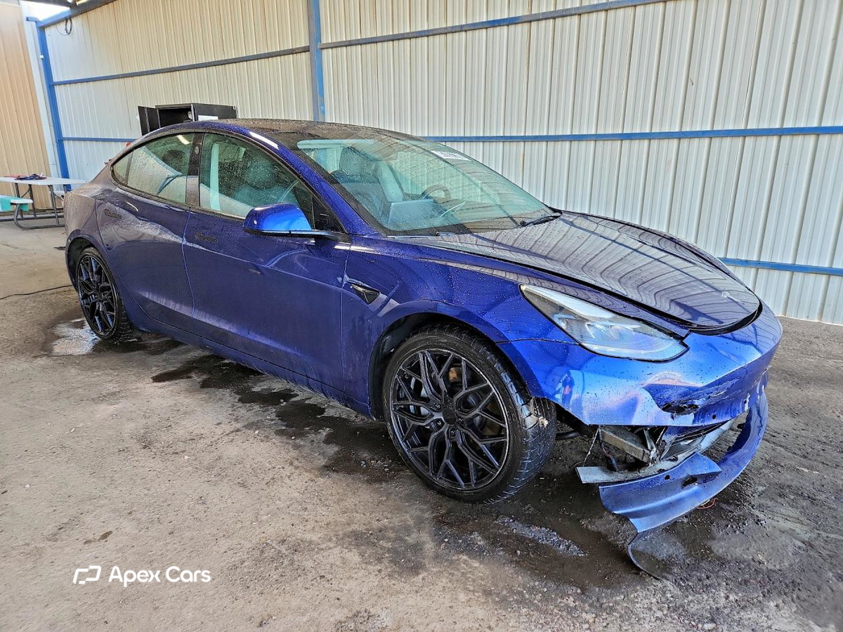 Tesla Model 3 2022