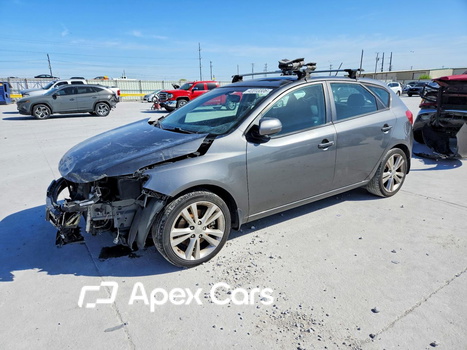Kia Forte 2013 - Image 1 of 15