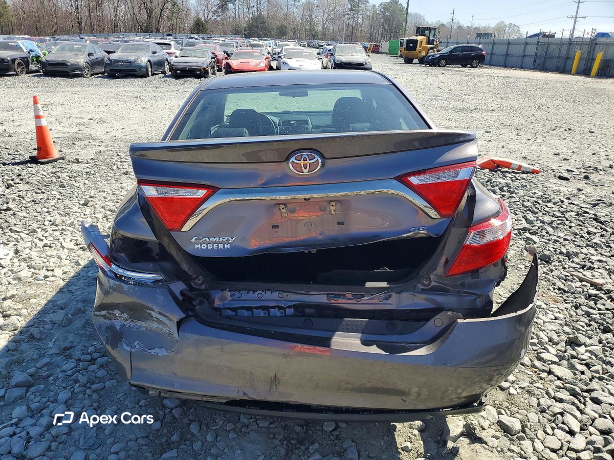 Toyota Camry 2017