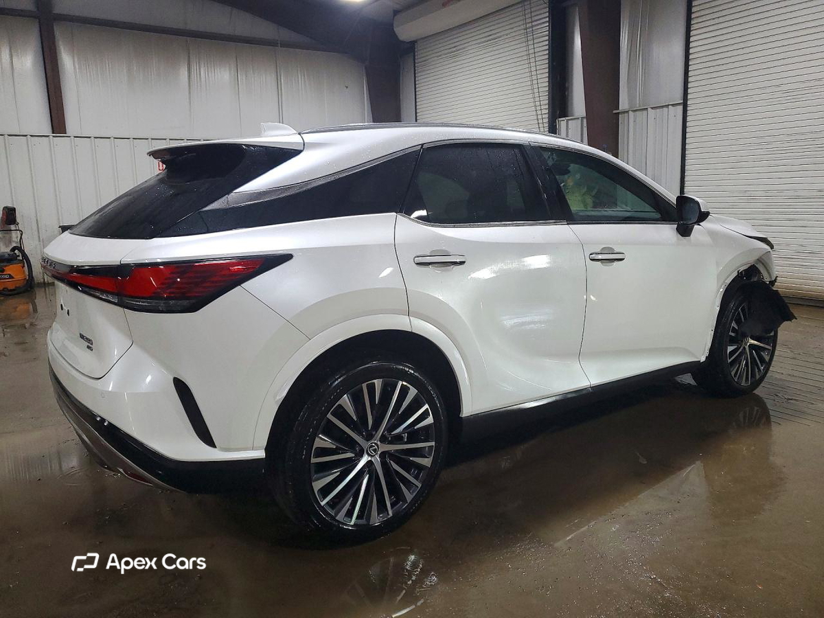 Lexus RX 2023