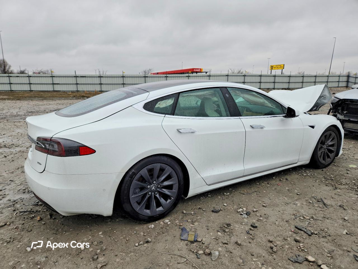 Tesla Model S 2018