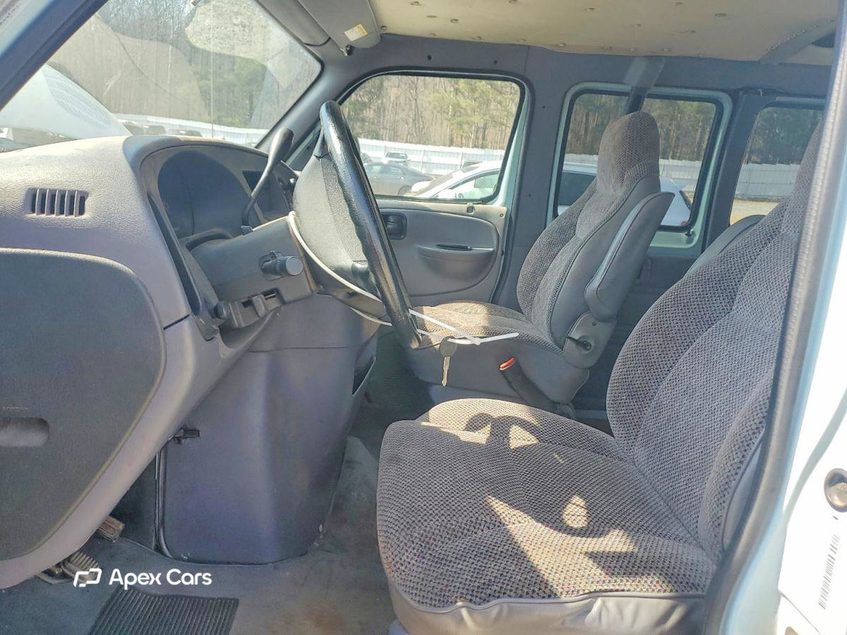 Dodge RAM Van 1998