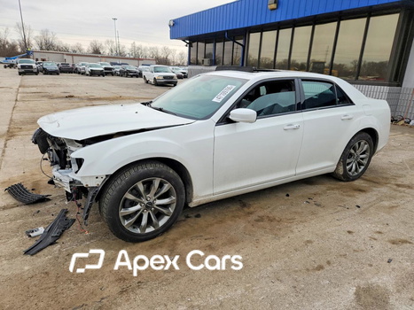 Chrysler 300 2014 - Image 1 of 14