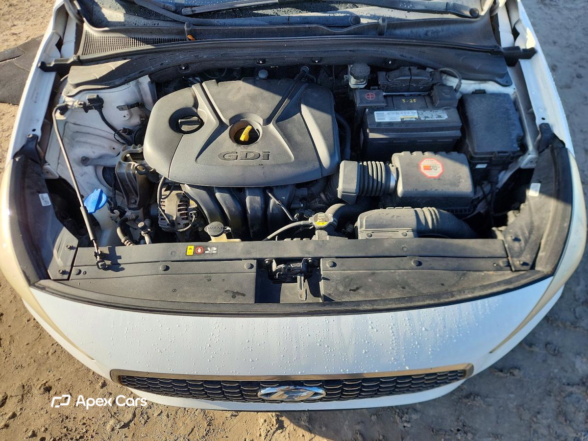Hyundai Elantra 2018