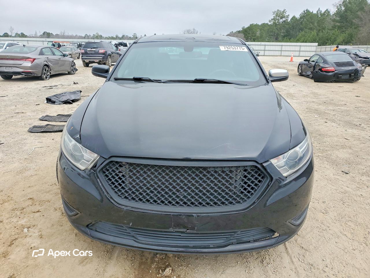 Ford Taurus 2017