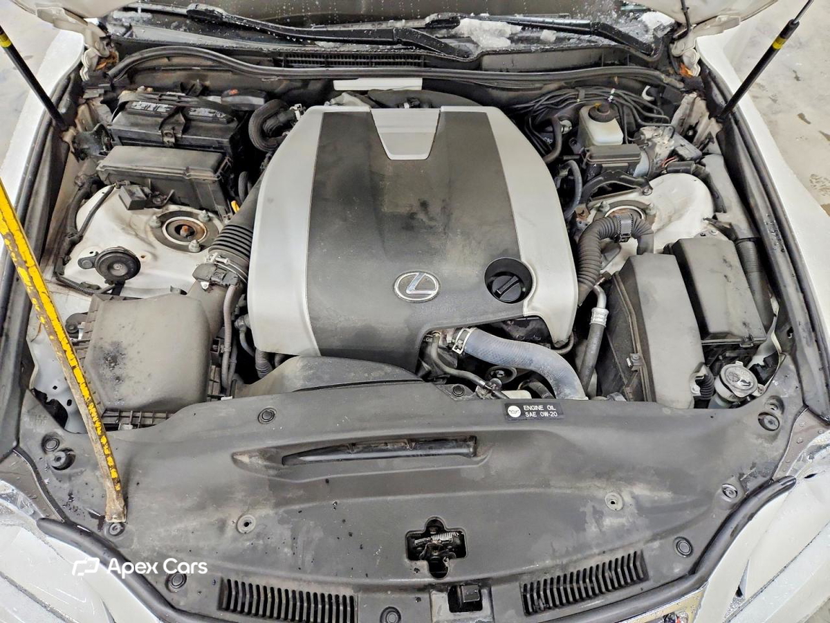 Lexus IS 2016