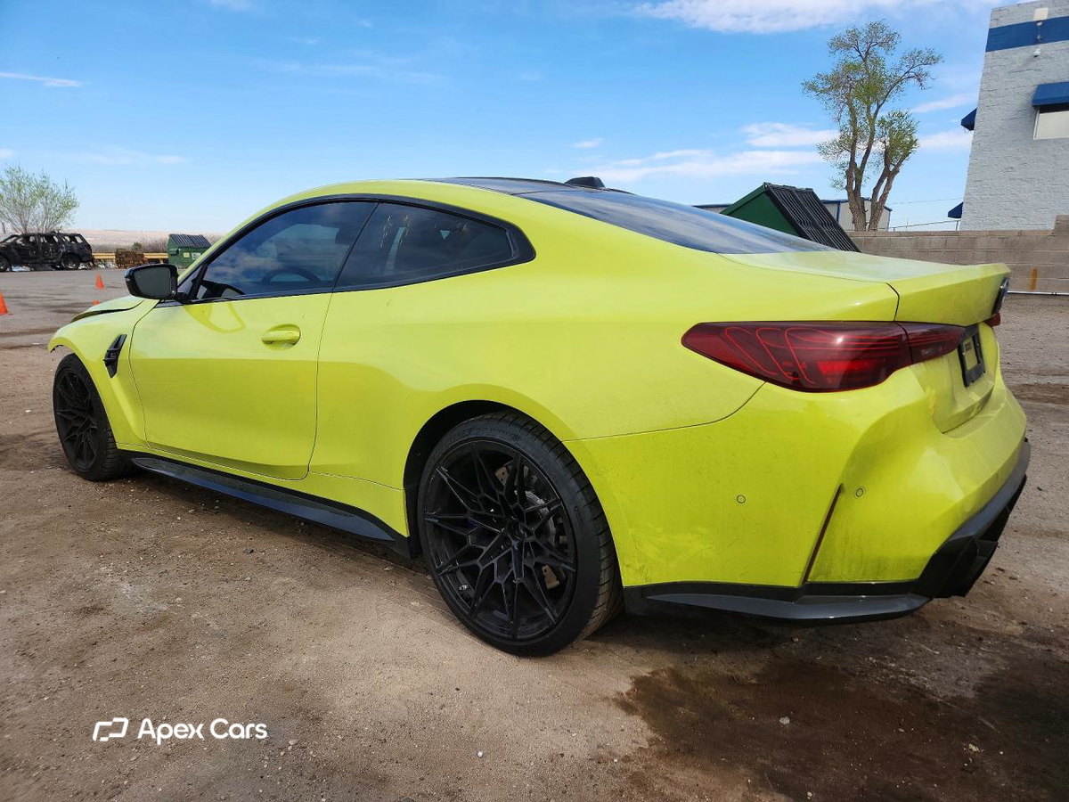 BMW M4 2025