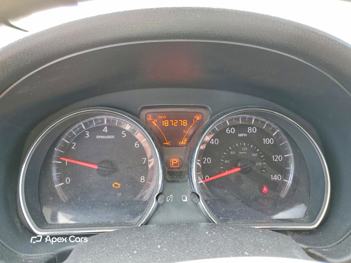 Nissan Versa 2015