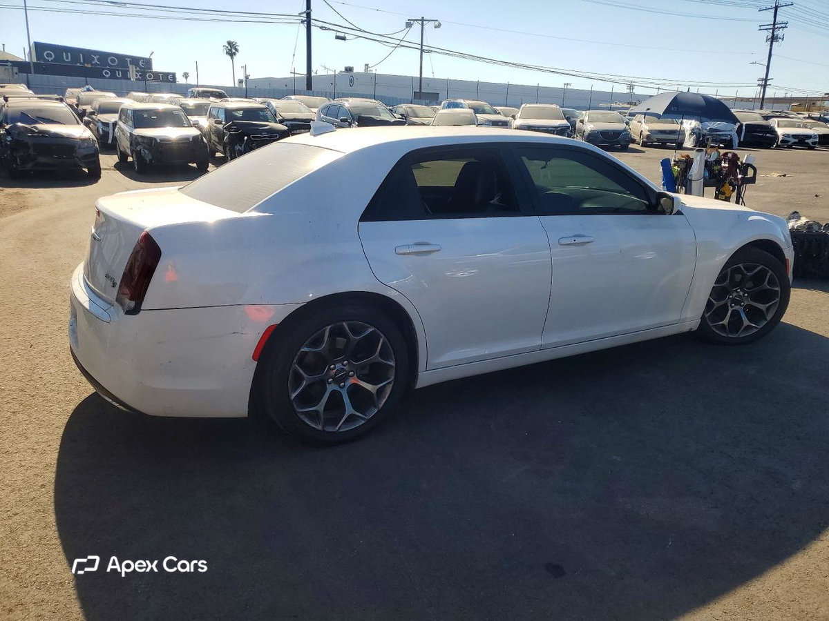 Chrysler 300 2016