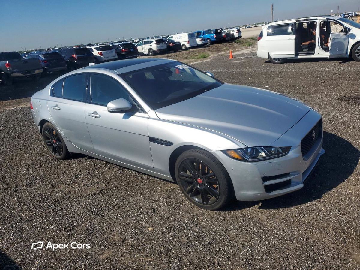 Jaguar XE 2019