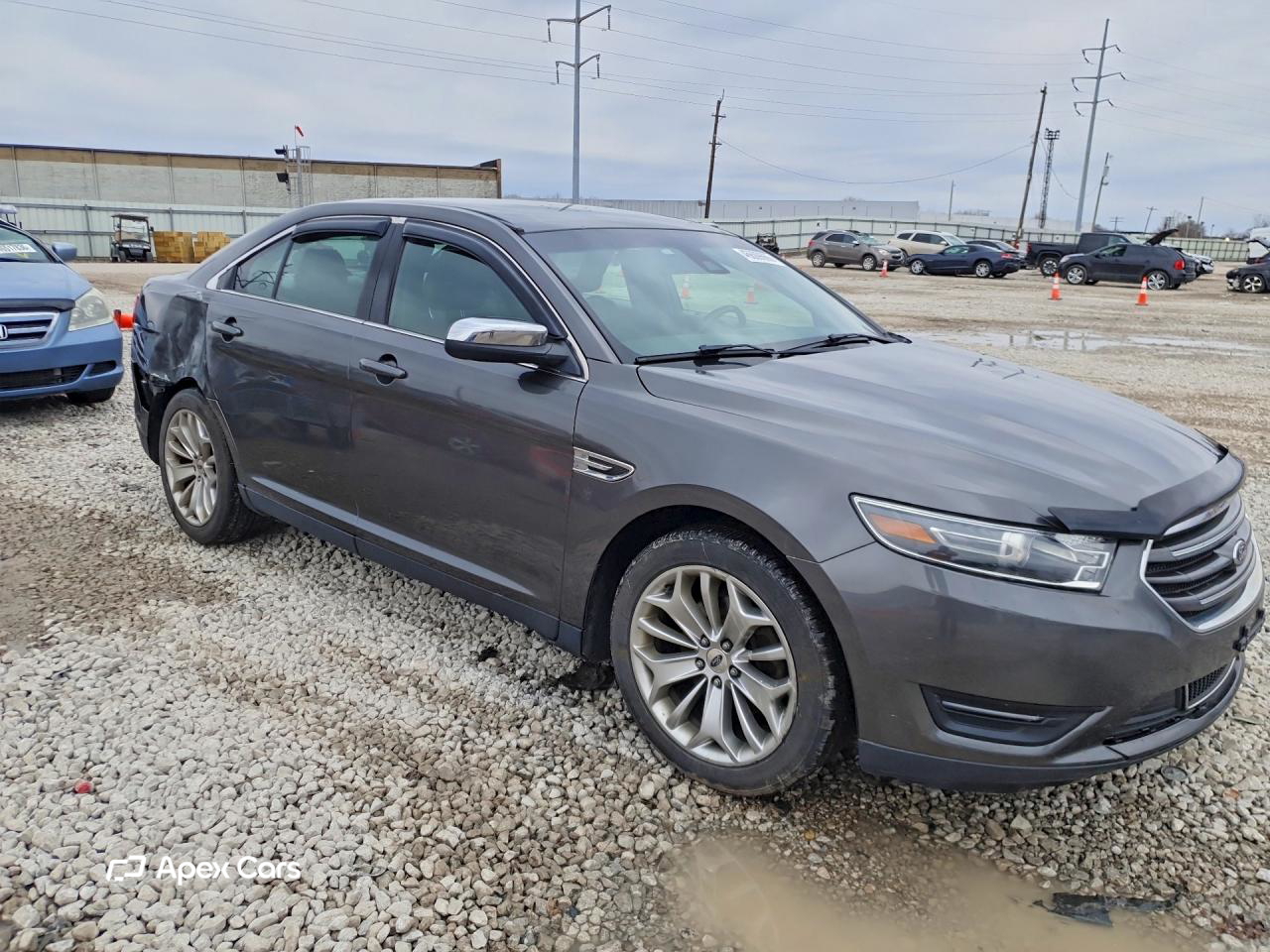 Ford Taurus 2017