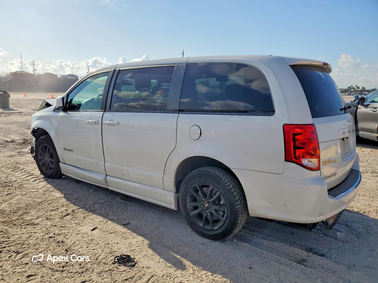 Dodge Caravan 2020