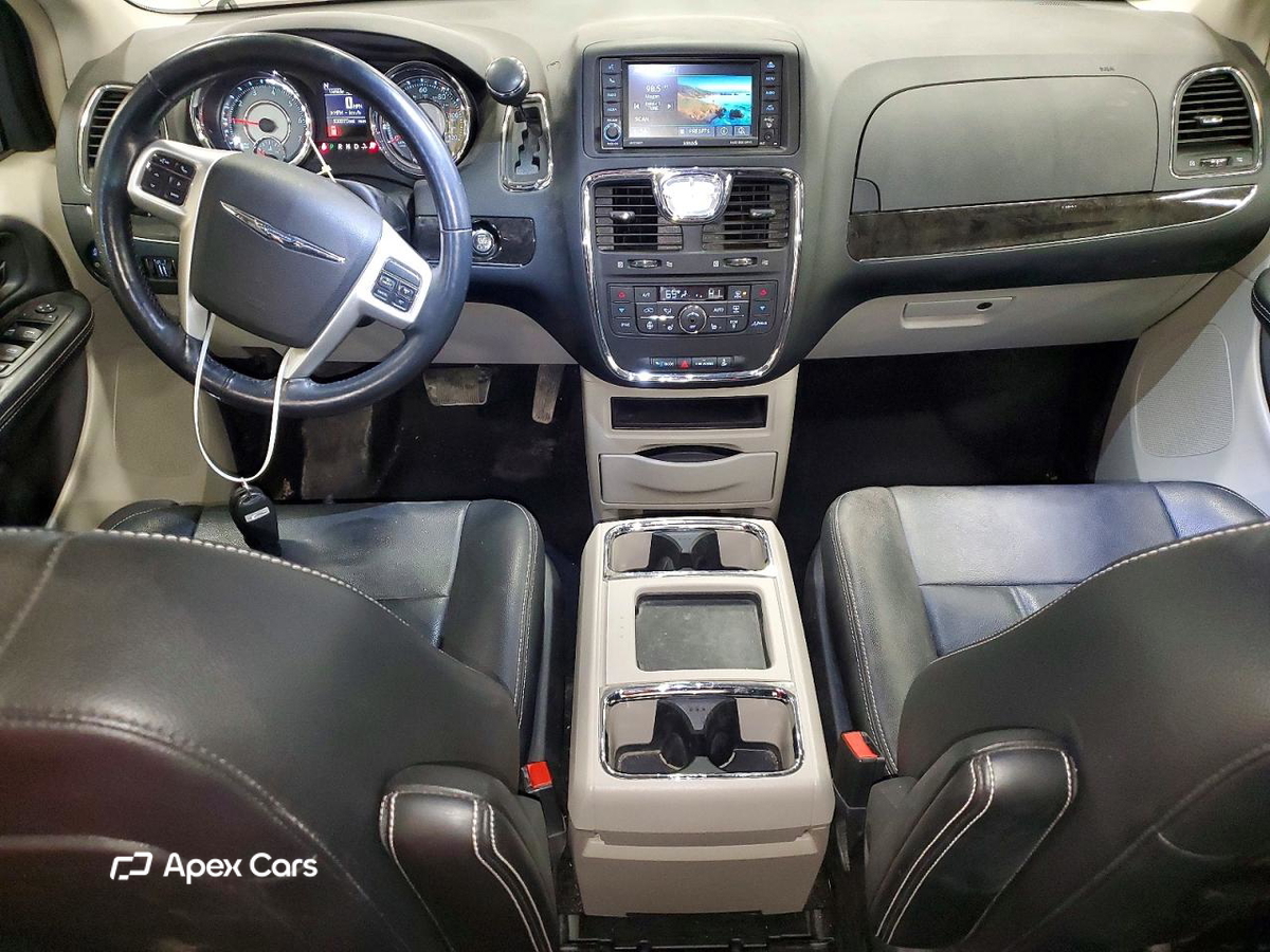 Chrysler Voyager 2016